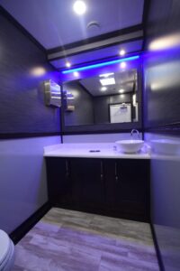 LUXURY PORTABLE RESTROOM TRAILERS 2 STATION